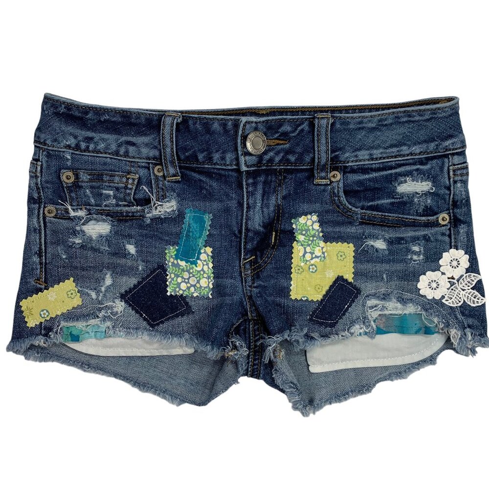 American Eagle Cut Off Jean Shorts Patchwork Boho Distressed Flower Bee Boho
